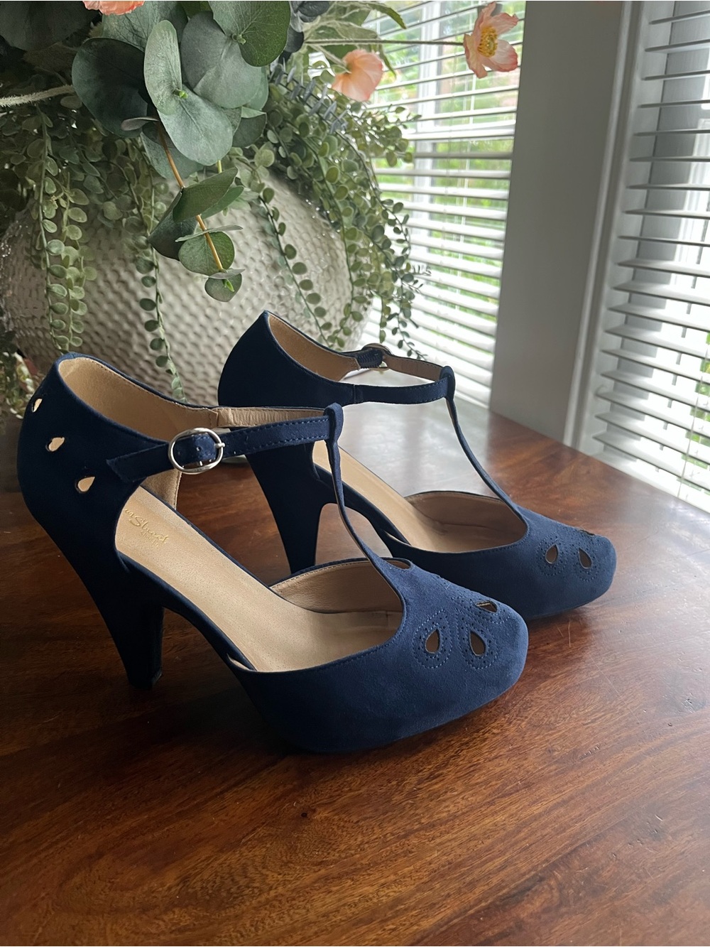 Navy Retro T-Strap Heels - Microsuede - Size 10 - Picture 2 of 6